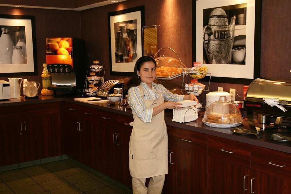 Hampton Inn Flemington Restaurant bilde