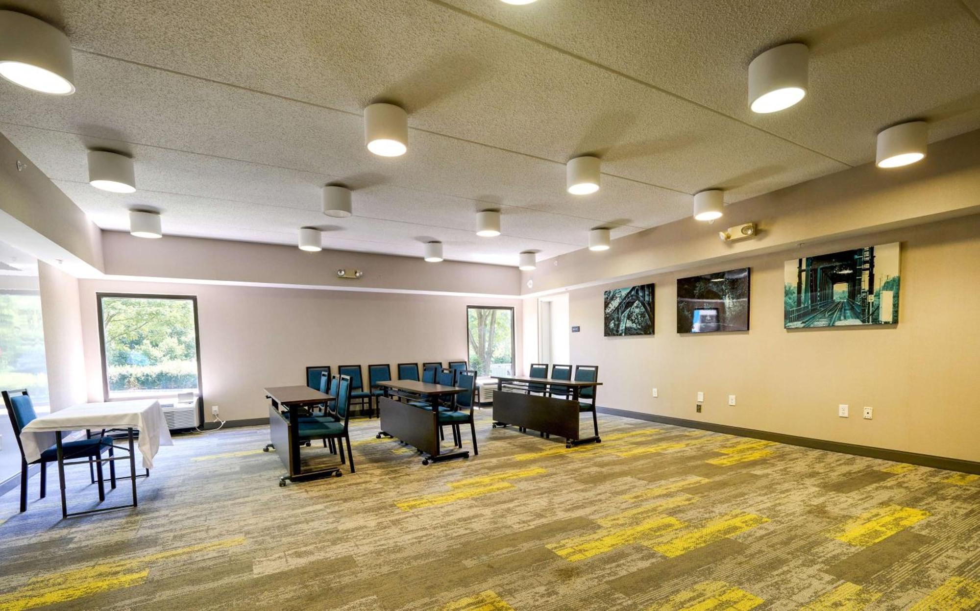 Hampton Inn Flemington Eksteriør bilde